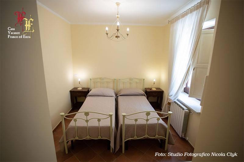 Casa Vacanze - Franco Ed Enza Bed & Breakfast San Gregorio Magno ภายนอก รูปภาพ