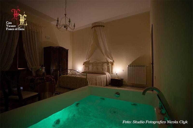 Casa Vacanze - Franco Ed Enza Bed & Breakfast San Gregorio Magno ภายนอก รูปภาพ